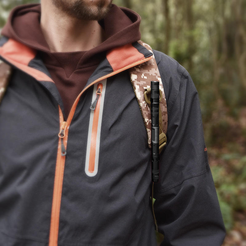 Bolígrafo táctico Multifuncional y Linterna de aluminio.