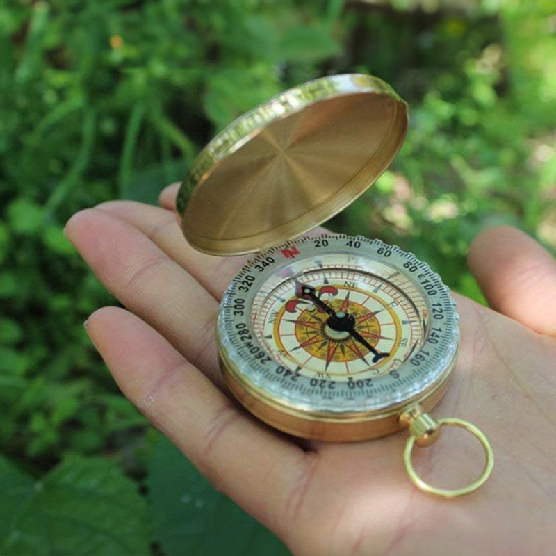 Kit de supervivencia "militar" con mini herramientas de camping: pulsera de emergencias, silbato, manta y cuchillo.