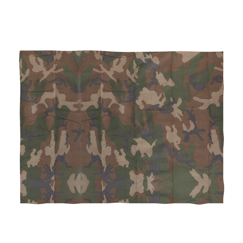Red de camuflaje para cobertura táctica.
